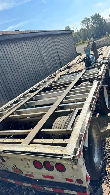 Flatbed deck frame rebuilt