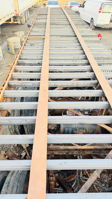 New cross members welded in, trailer back in service