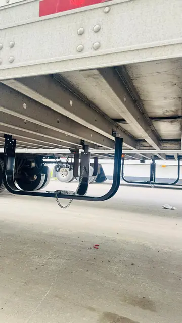 Tire carrier for a trailer