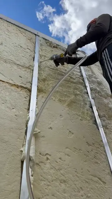Reefer wall re-insulated before new skin